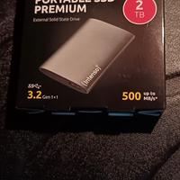 ssd intenso 2 TB hard disk portatile 