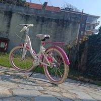 bicicletta carina per ragazze