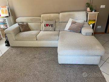 Divano 3 posti con chaise longue