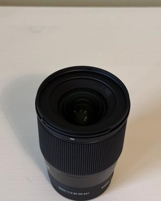 Obiettivo Sigma 16 mm f 1.4 E-mount