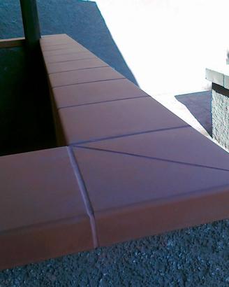 Cimasa in cotto Domus Linea