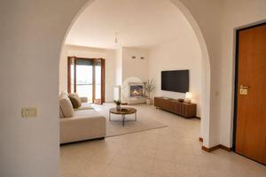 5 LOCALI A CALVI DELL'UMBRIA