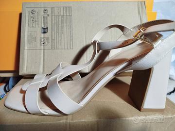 scarpe col tacco 