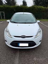 Ford Fiesta 1.4 TDCI - NEOPATENTATI - 12 MESI DI G