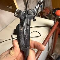 Sram code  r 4 pistoncini