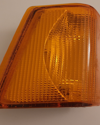 Freccia anteriore destra Fiat 242 NOS