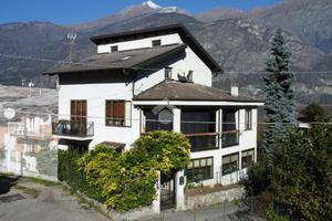 CASA SEMINDIPENDENTE A MEANA DI SUSA