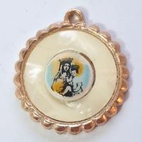 Antico Ciondolo religioso in madreperla Madonna