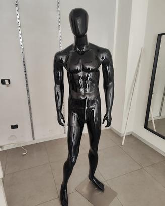 MANICHINO UOMO INTERO NERO LUCIDO  VETRINA NEGOZIO