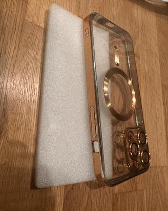 Cover iphone 15 pro max oro.