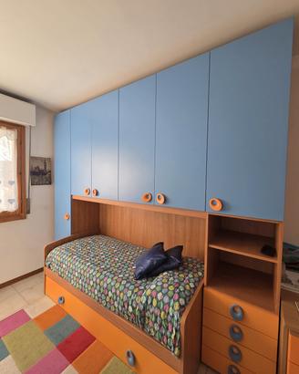 Camerina con armadio a ponte e letto 