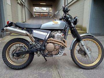 HONDA Dominartor Scrambler