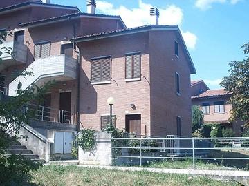 MONOLOCALE PER STUDENTI 