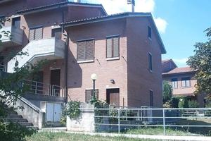 MONOLOCALE PER STUDENTI 