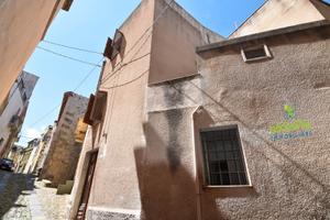 Otre 200mq abitazione, terrazza, garage, cantina