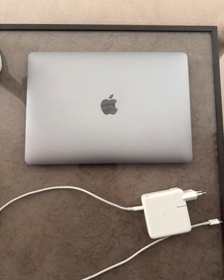 MacBook Pron touch bar 2016