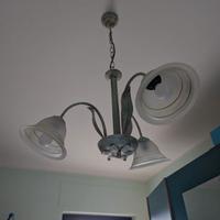 Lampadario rustico in ferro 3 luci con vetro satin