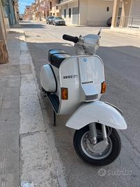 Vespa px 200 e arcobaleno