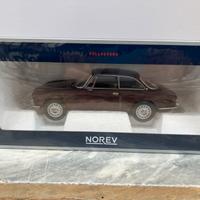 Alfa Romeo GTV 2000 del 1973 1:18 Norev 1/18