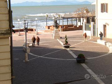 Follonica centro Vicino al mare con vista