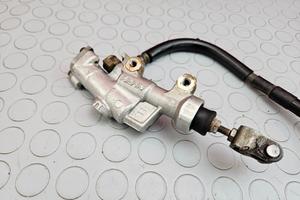 POMPA POSTERIORE YAMAHA WRF 250 2001 2002 YZF WR-F