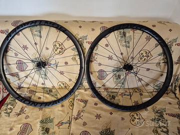 Ruote carbonio BDC Bontrager AEOLUS PRO 3 tubeless