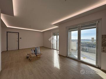 4 LOCALI A RIVALTA DI TORINO