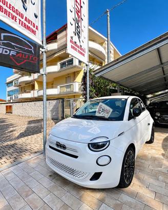 Fiat 500 Berlina Hybrid Icon