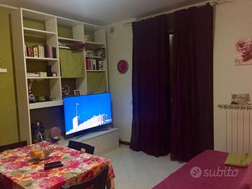 Grazioso bilocale, Strada Capretta, 8F