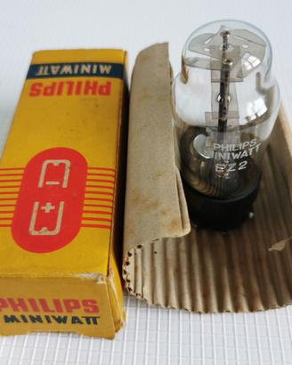 EZ2 Philips Miniwatt - Testata con Chinaglia: >100