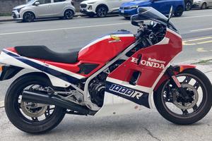 Honda vf 1000