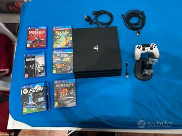 Playstation 4 Pro 1 TB + controller e altro