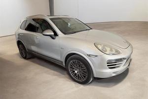 Porsche Cayenne  2013