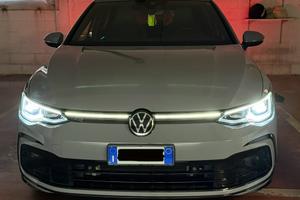 GOLF R-line 8 1.5 eTSI 150cv