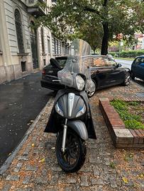 Piaggio Medley 125