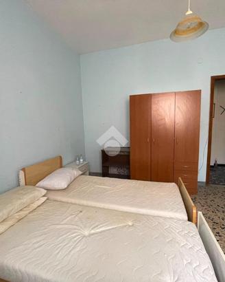 4 LOCALI A CAGLIARI