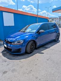 Golf 7 allestimento GTI ok neopatentati  Golf R