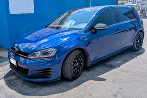 Golf 7 allestimento GTI ok neopatentati  Golf R