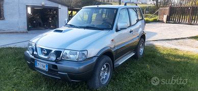 nissan terrano 3.0 d