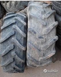Coppia di pneumatici usati 280 85 20 taurus