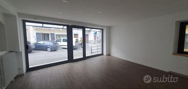 NEGOZIO A VILLAR FOCCHIARDO