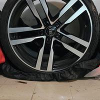 Cerchi 19" Originali Audi TT S-Line (8S0)+ Gomme