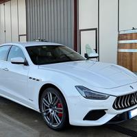 Maserati Ghibli Gransport 275 cv