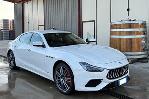 Maserati Ghibli Gransport 275 cv