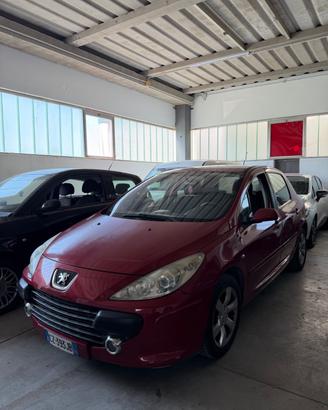 Peugeot 307 1.6 16V 5p. XT
