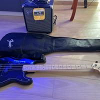Basso, custodia e amplificatore Fender