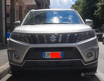 suzuki vitara ibrida 2023
