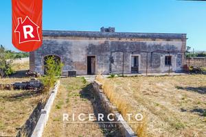 Masseria dell' 800' immersa nel verde
