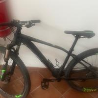 Monuntain  bike