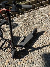 Monopattino elettrico xiaomi scooter 5